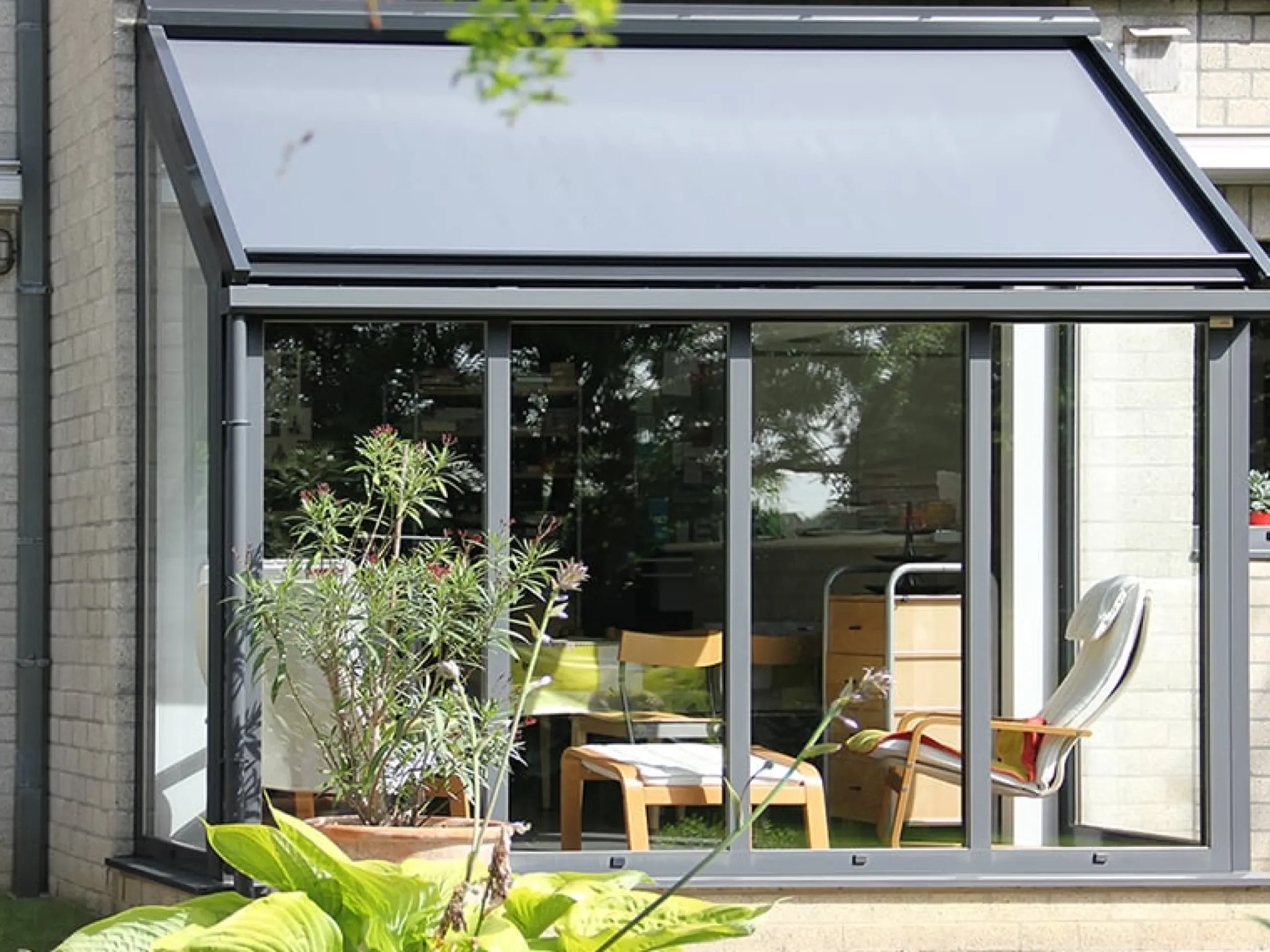 Tagmarkise Zip Screen